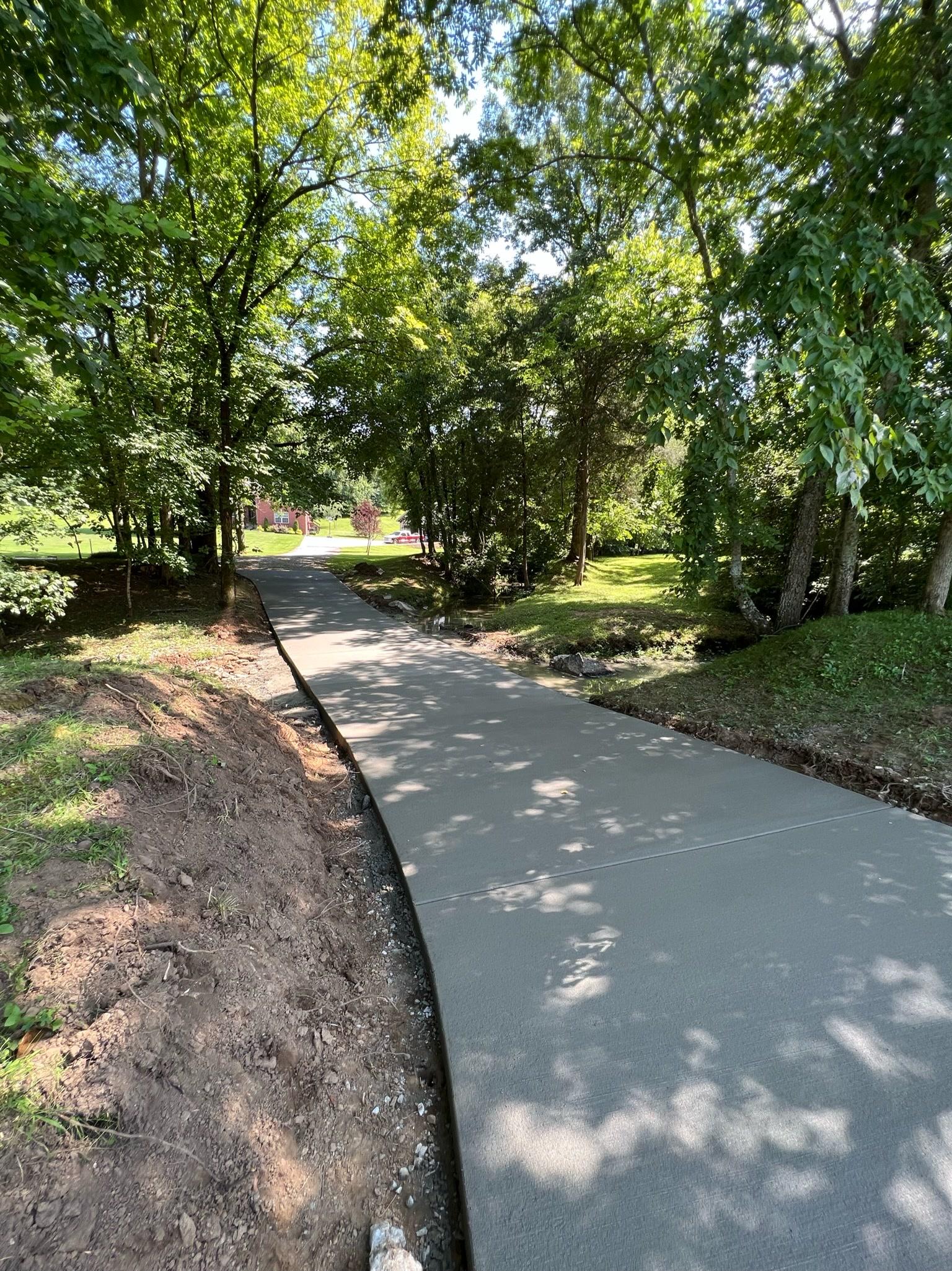 Residential driveway flatwork — Complete Concrete TN