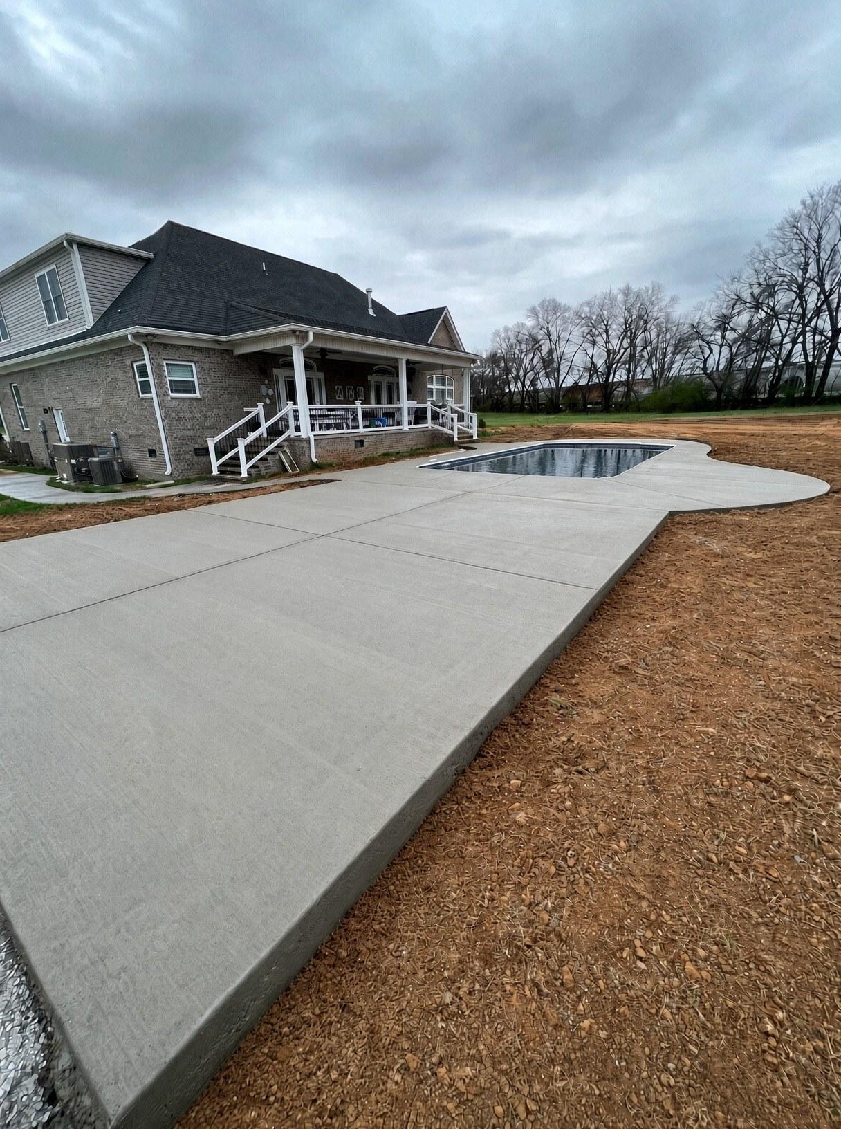 Pool deck concrete finish — Complete Concrete TN